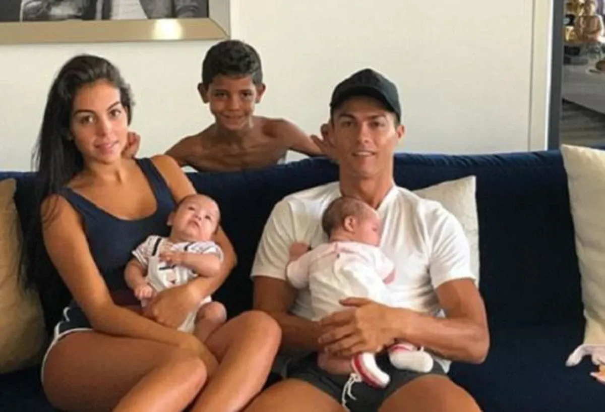 gia đình Ronaldo