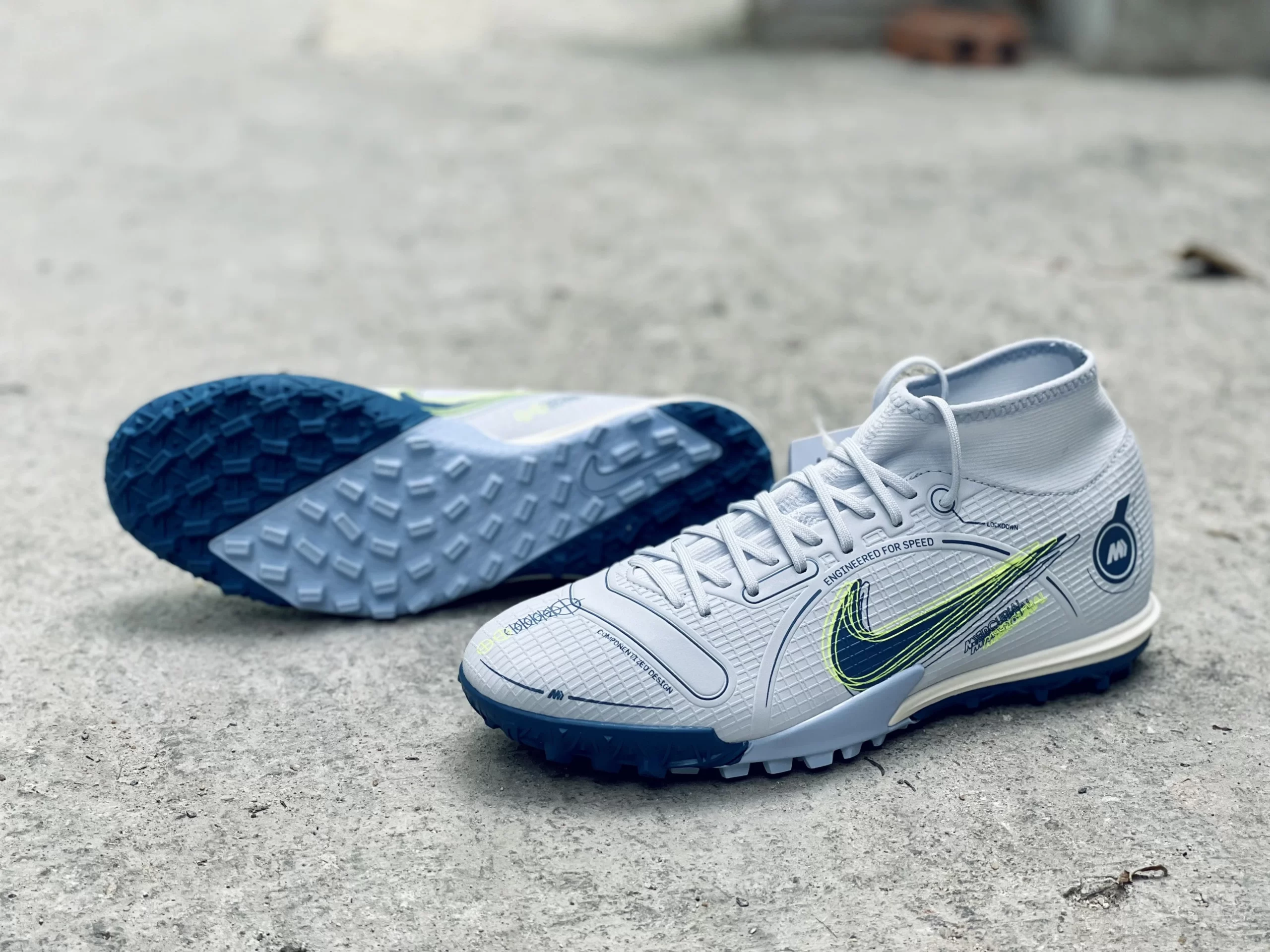 Giày Đá Bóng Cao Cổ Nike